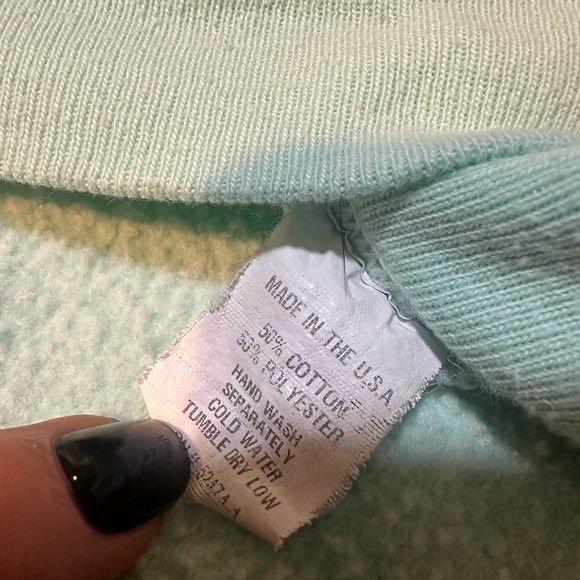 Freecity zip up hoodie with “Let’s Go” sleeve / GUC - Picture 9 of 16